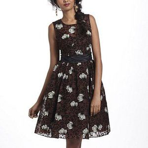 Chrysanthemum Tea Dress - US 4 (fits like US 2) - Dry Cleaned
